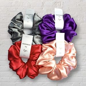 XL Scrunchies